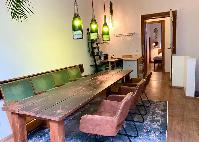 Minimal Hostel No 41