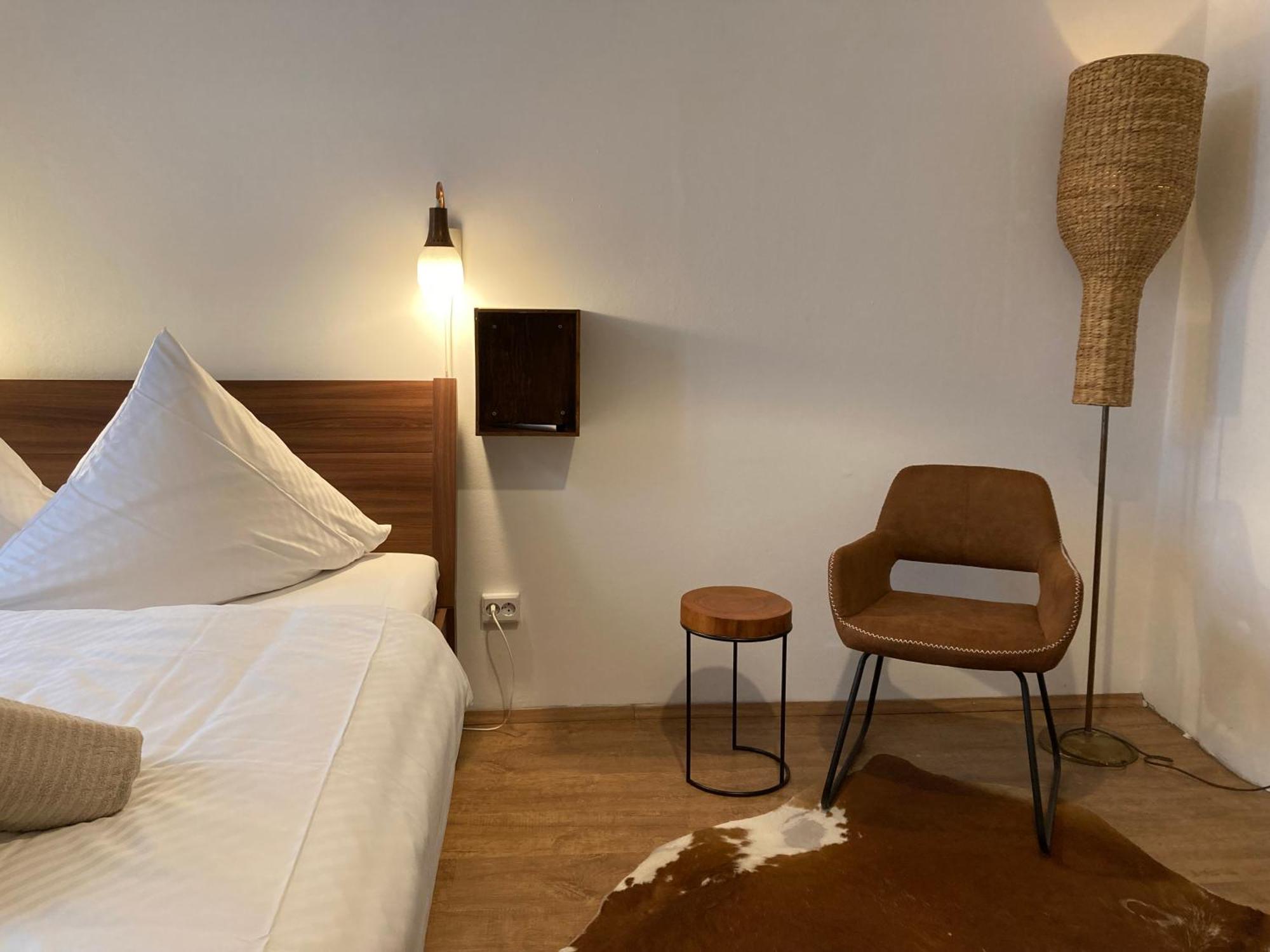Minimal No 41 Hostel